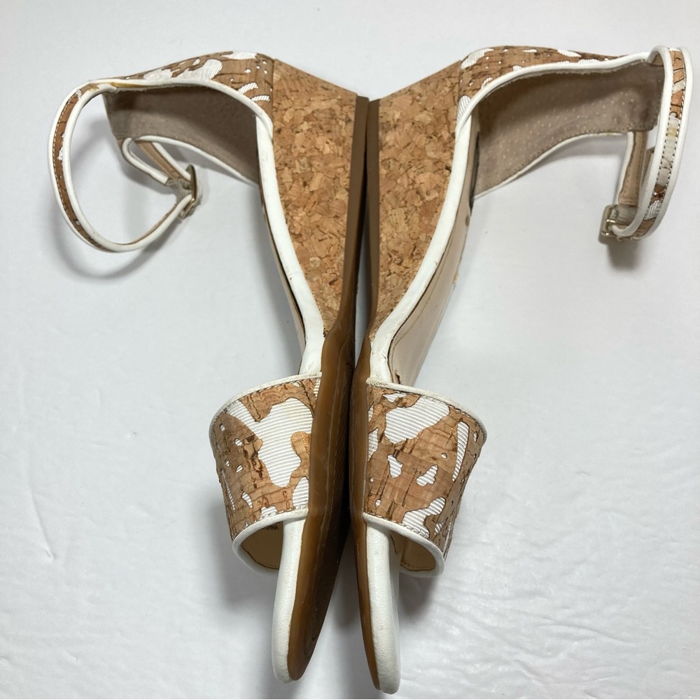 ALEX MARIE Ankle Strap Cork Wedge Sandals Fabric & Cork Floral Cut-outs Size 7.5 - Picture 7 of 14